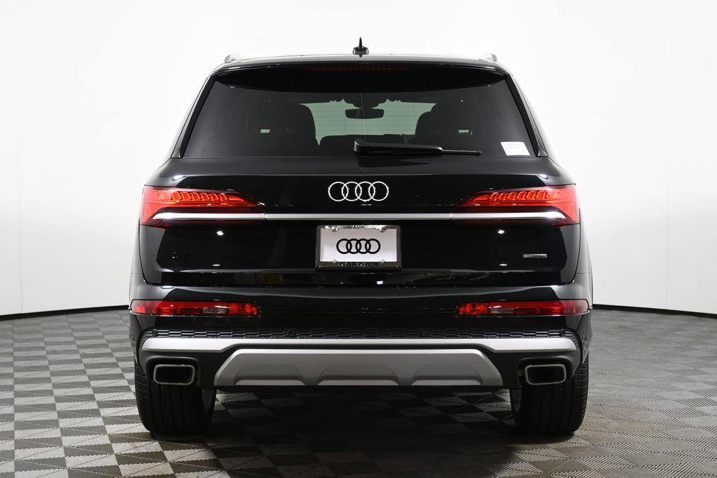 new 2025 Audi Q7 car, priced at $73,730