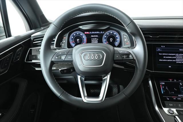 new 2025 Audi Q7 car, priced at $73,730