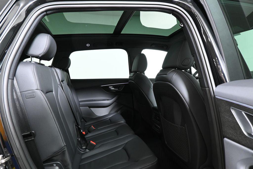 new 2026 Audi Q7 car, priced at $67,895