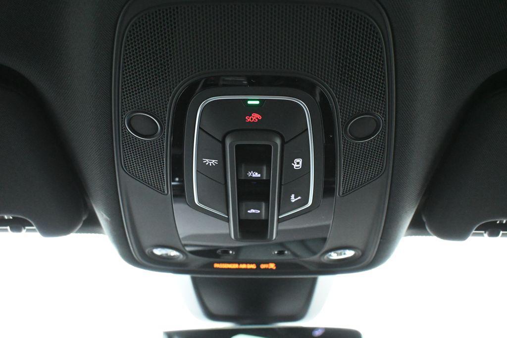 new 2026 Audi Q7 car, priced at $67,895