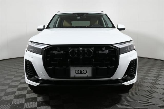 new 2025 Audi Q7 car, priced at $75,075