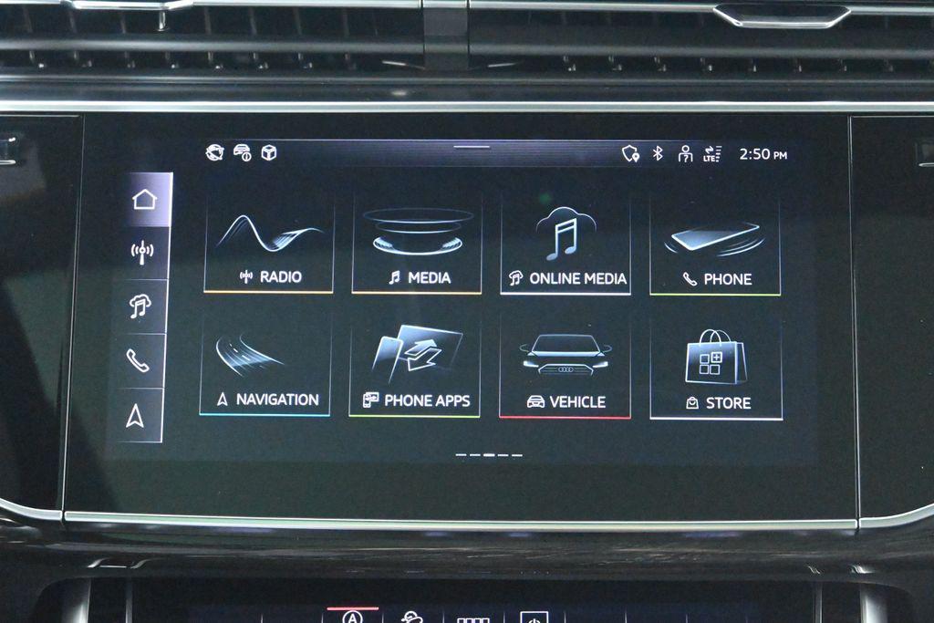 new 2025 Audi Q7 car, priced at $76,480