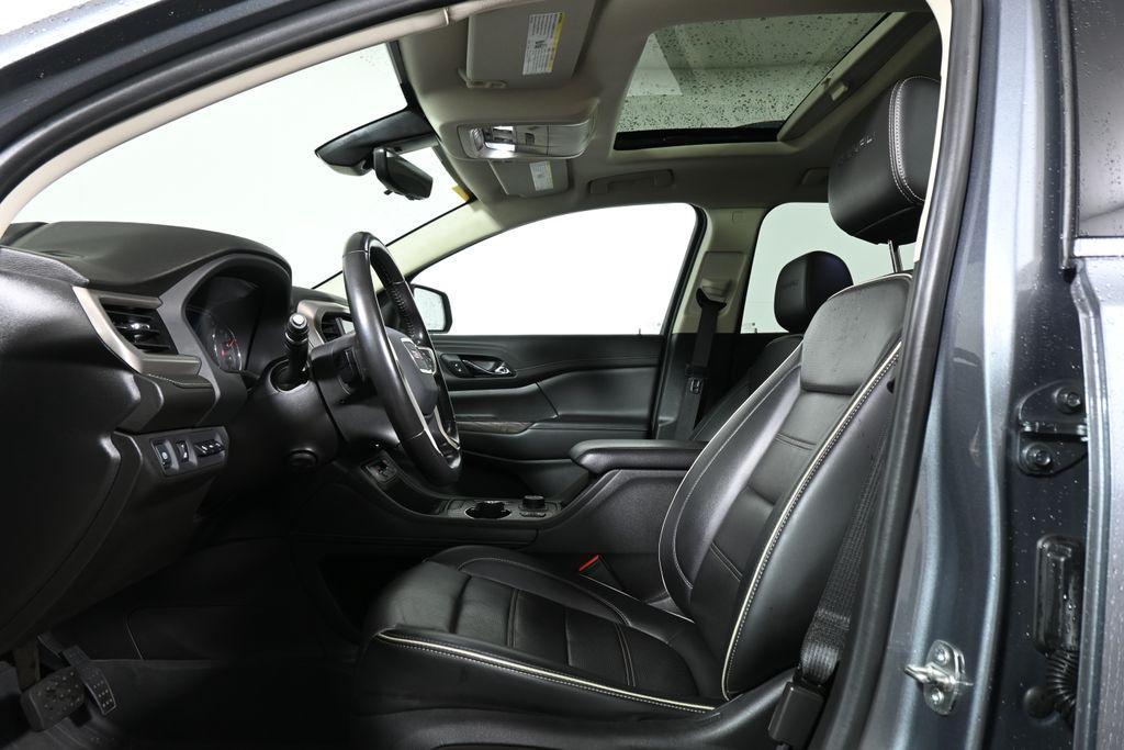 used 2021 GMC Acadia car, priced at $30,000