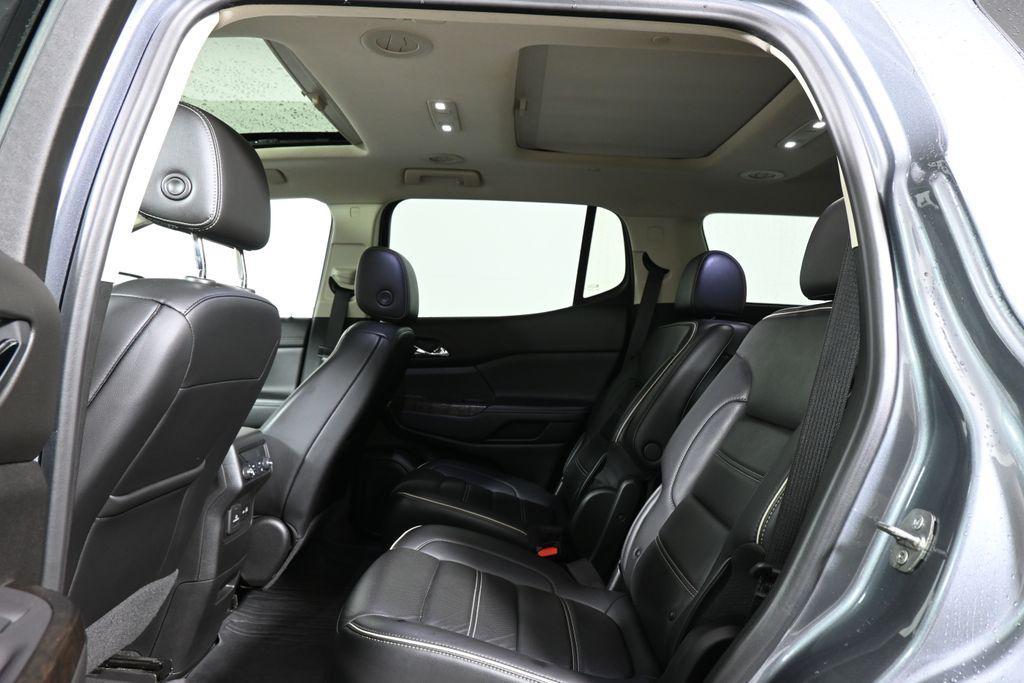 used 2021 GMC Acadia car, priced at $30,000