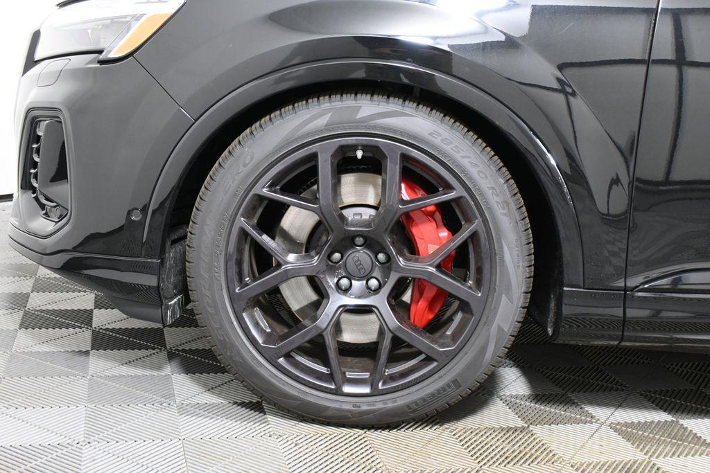 new 2026 Audi SQ7 car, priced at $116,555