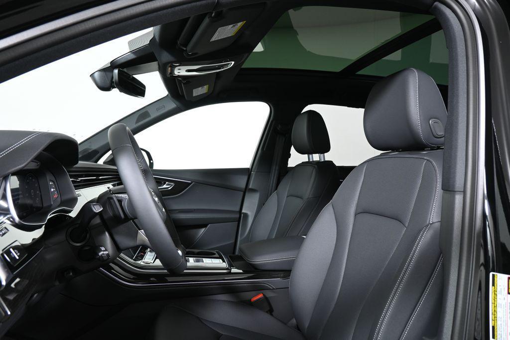 new 2026 Audi Q7 car, priced at $77,695
