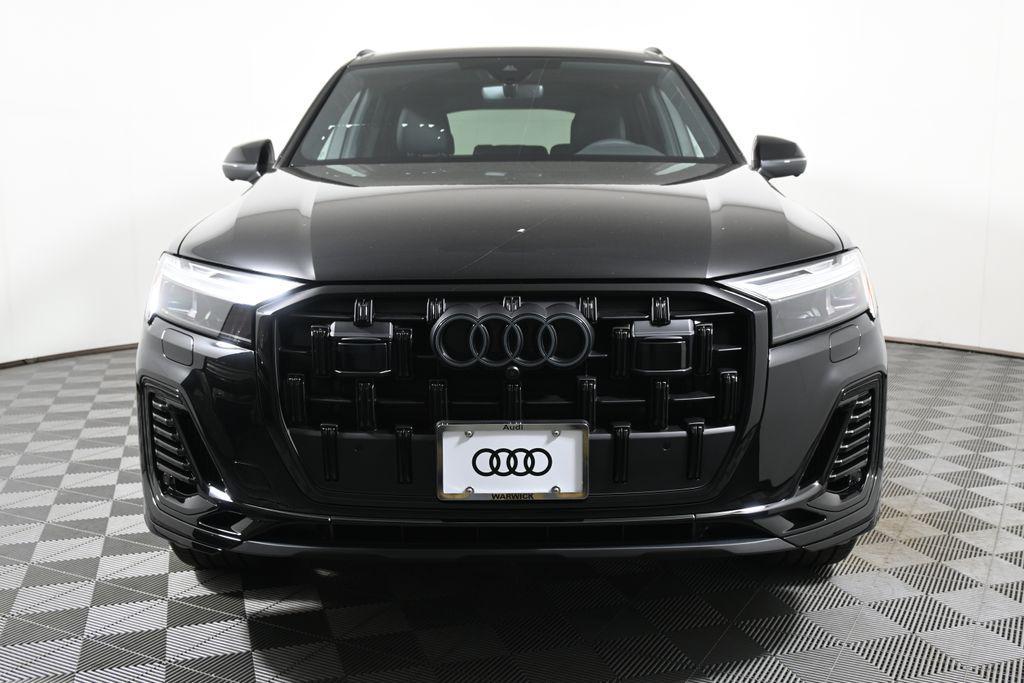 new 2026 Audi Q7 car, priced at $77,695