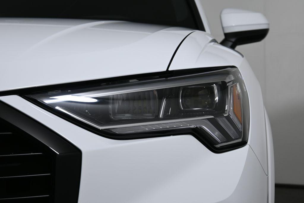 new 2025 Audi Q3 car, priced at $43,595