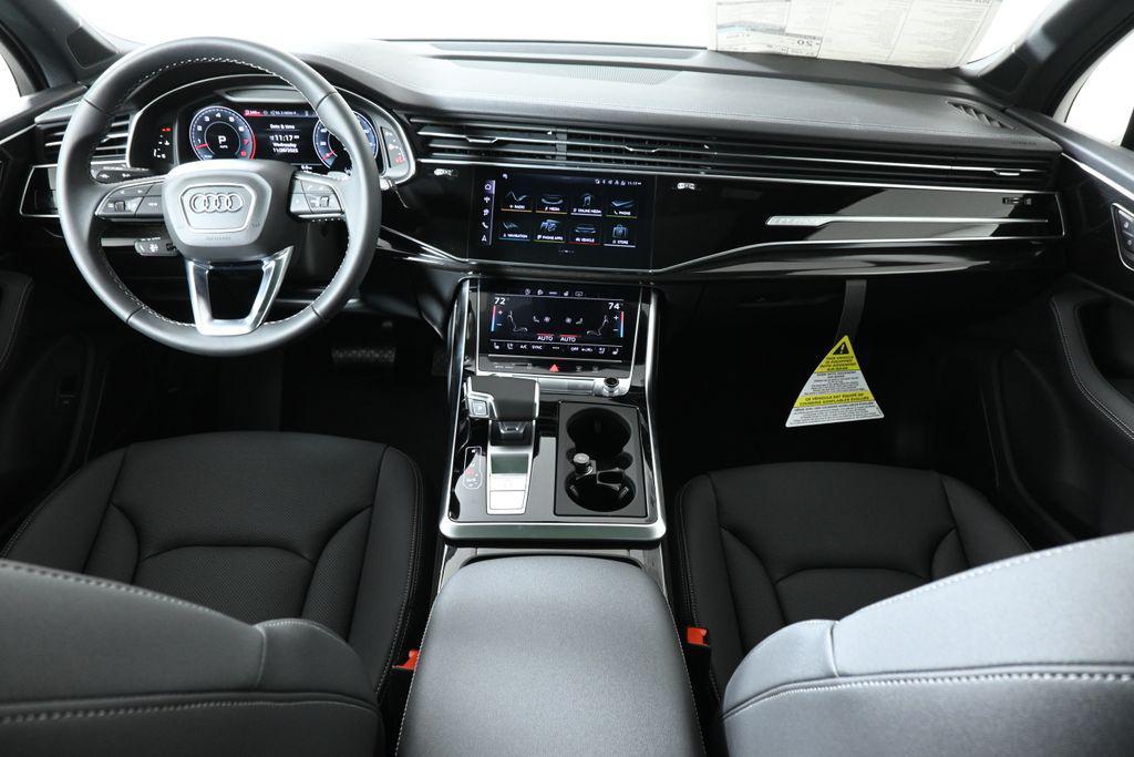 new 2026 Audi Q7 car, priced at $78,445