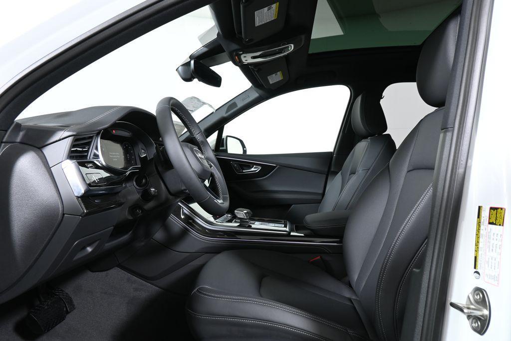 new 2026 Audi Q7 car, priced at $78,445