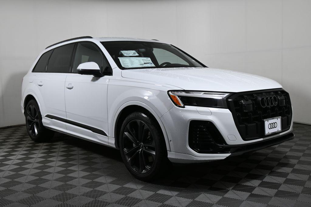 new 2026 Audi Q7 car, priced at $78,445