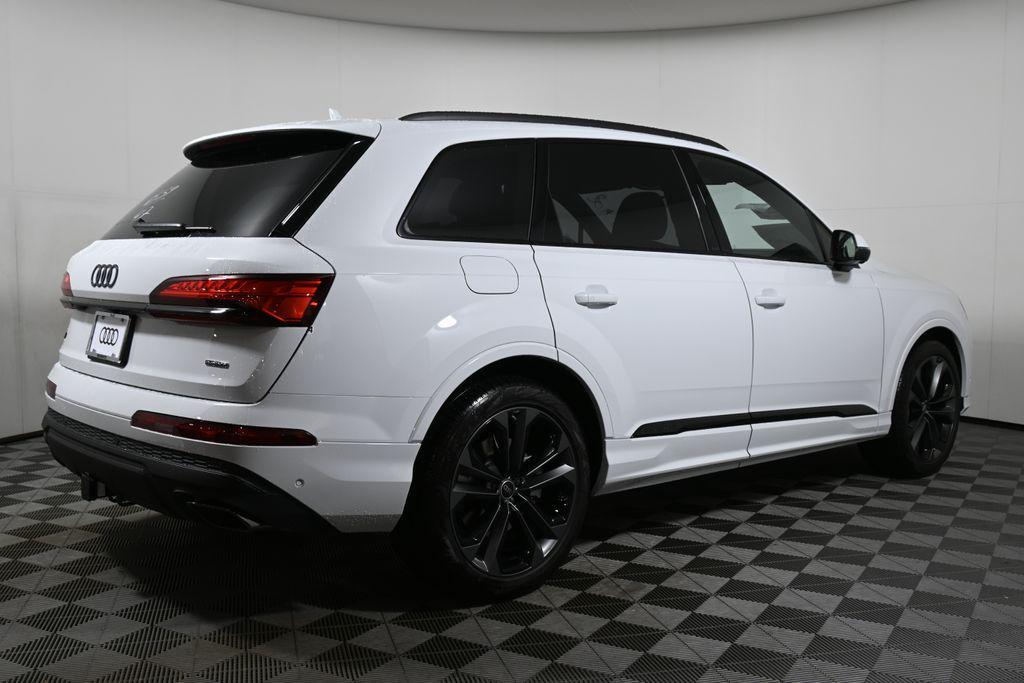 new 2026 Audi Q7 car, priced at $78,445