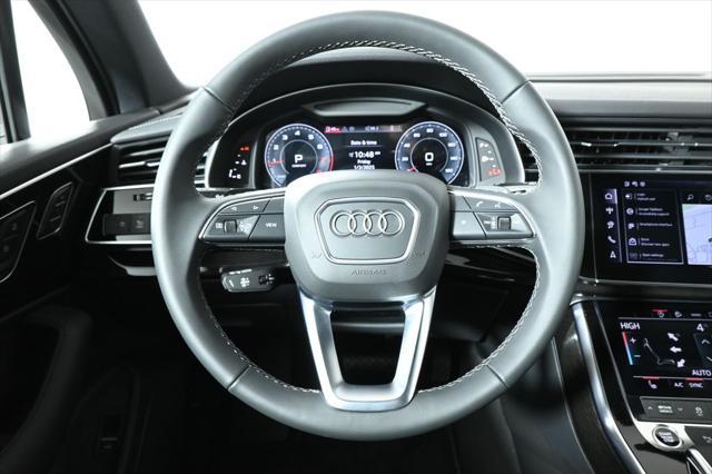 new 2025 Audi Q7 car, priced at $65,730