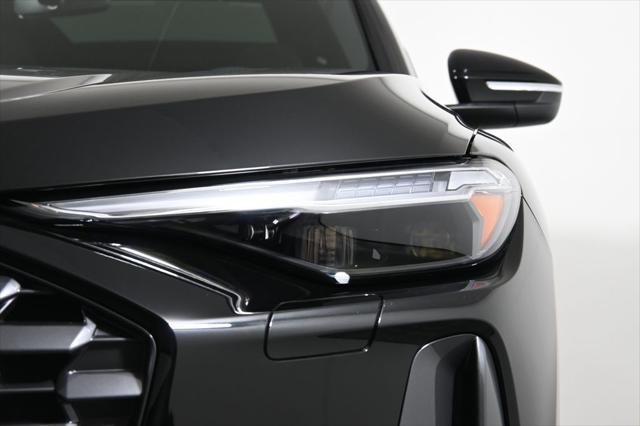 new 2025 Audi Q5 car, priced at $61,430