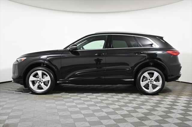 new 2025 Audi Q5 car, priced at $61,430