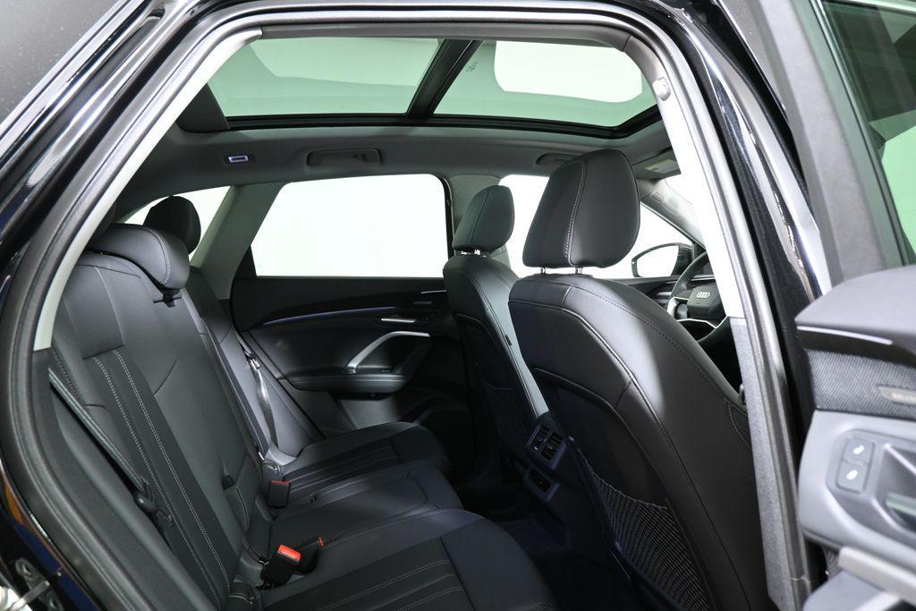 new 2025 Audi Q5 car, priced at $60,330