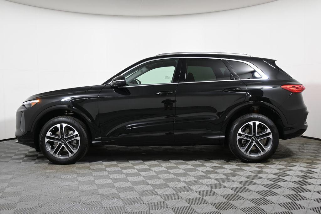 new 2025 Audi Q5 car, priced at $60,330