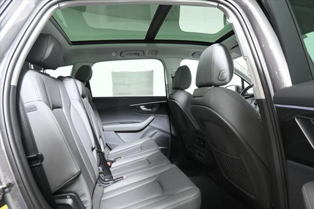 new 2025 Audi Q7 car, priced at $74,095