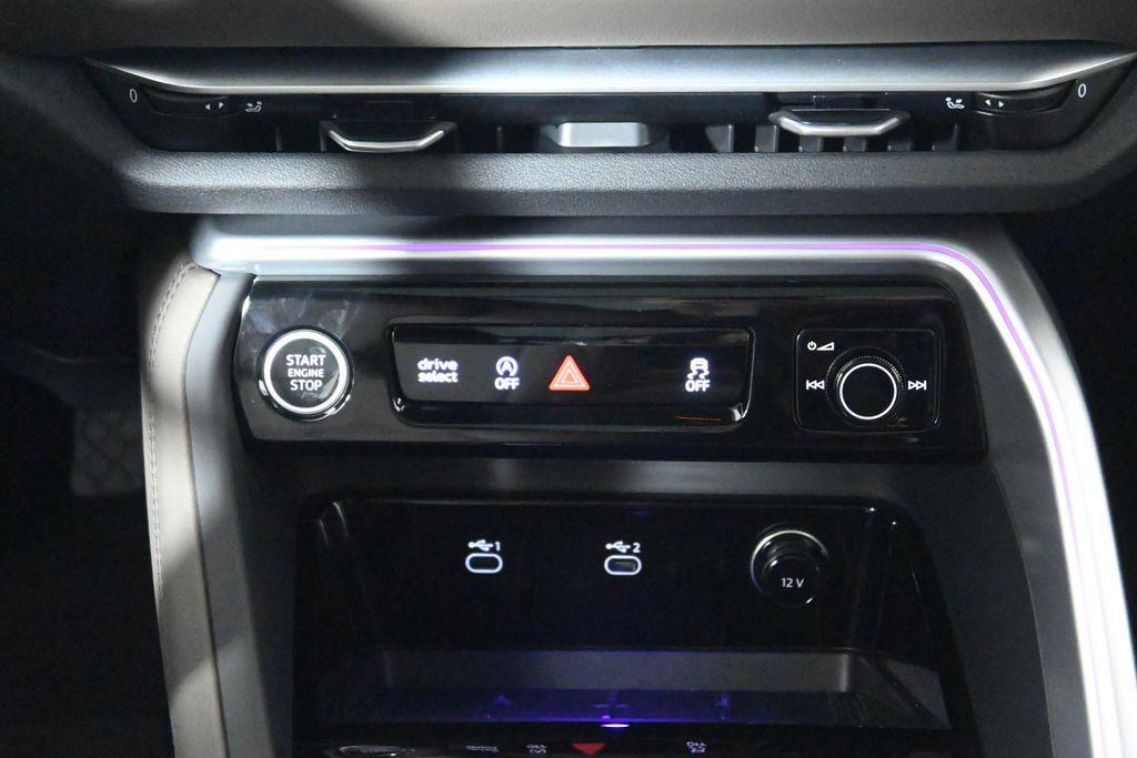 new 2025 Audi Q5 car, priced at $63,450