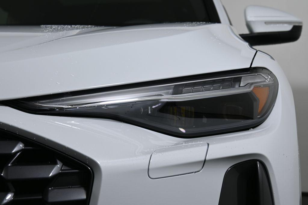 new 2025 Audi Q5 car, priced at $63,450