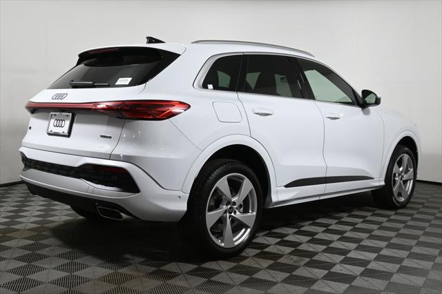 new 2025 Audi Q5 car, priced at $61,105