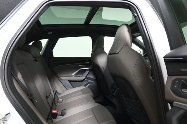 new 2025 Audi Q5 car, priced at $61,105