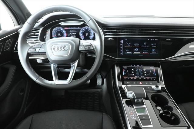 new 2025 Audi Q7 car, priced at $77,750