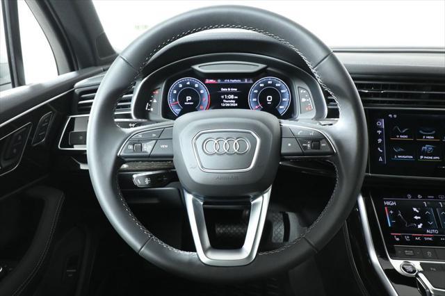 new 2025 Audi Q7 car, priced at $77,750