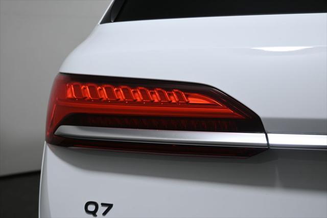 new 2025 Audi Q7 car, priced at $76,480