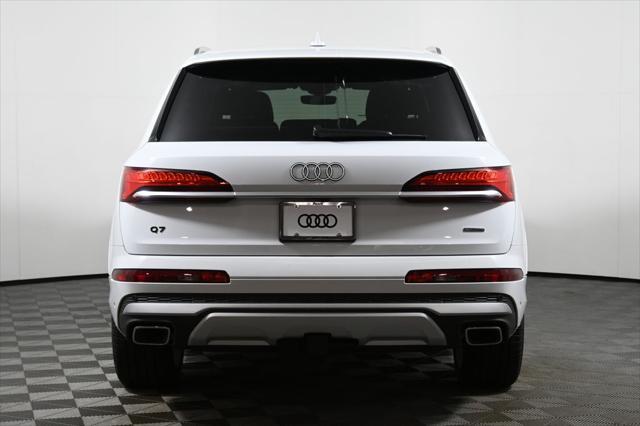 new 2025 Audi Q7 car, priced at $76,480