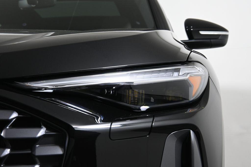 new 2025 Audi Q5 car, priced at $60,330