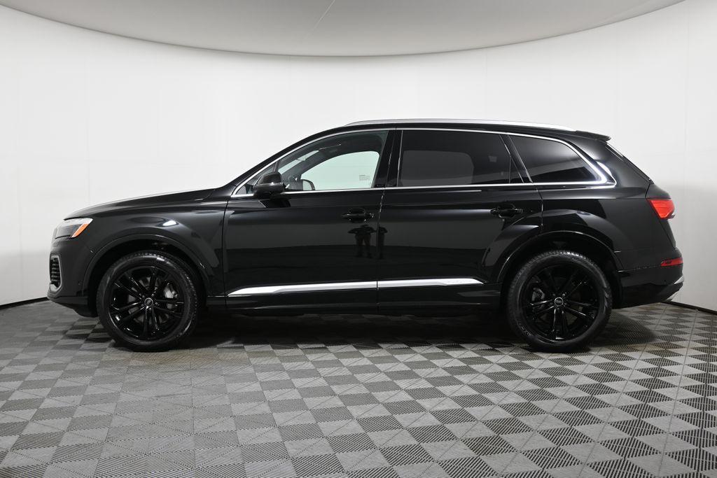 used 2025 Audi Q7 car, priced at $60,000