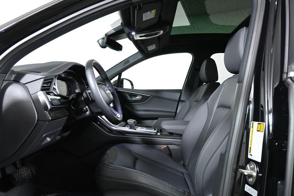 used 2025 Audi Q7 car, priced at $60,000
