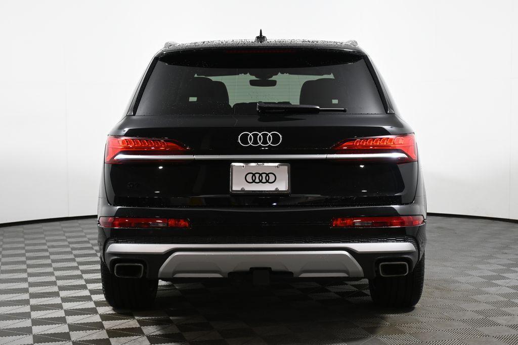 used 2025 Audi Q7 car, priced at $60,000