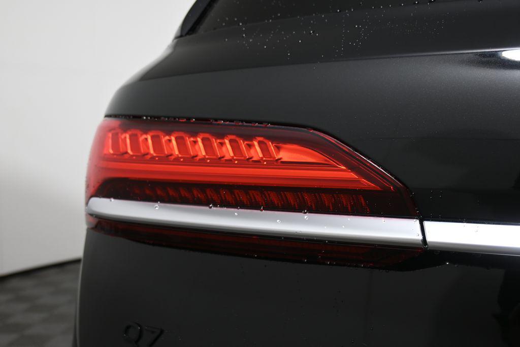 used 2025 Audi Q7 car, priced at $60,000