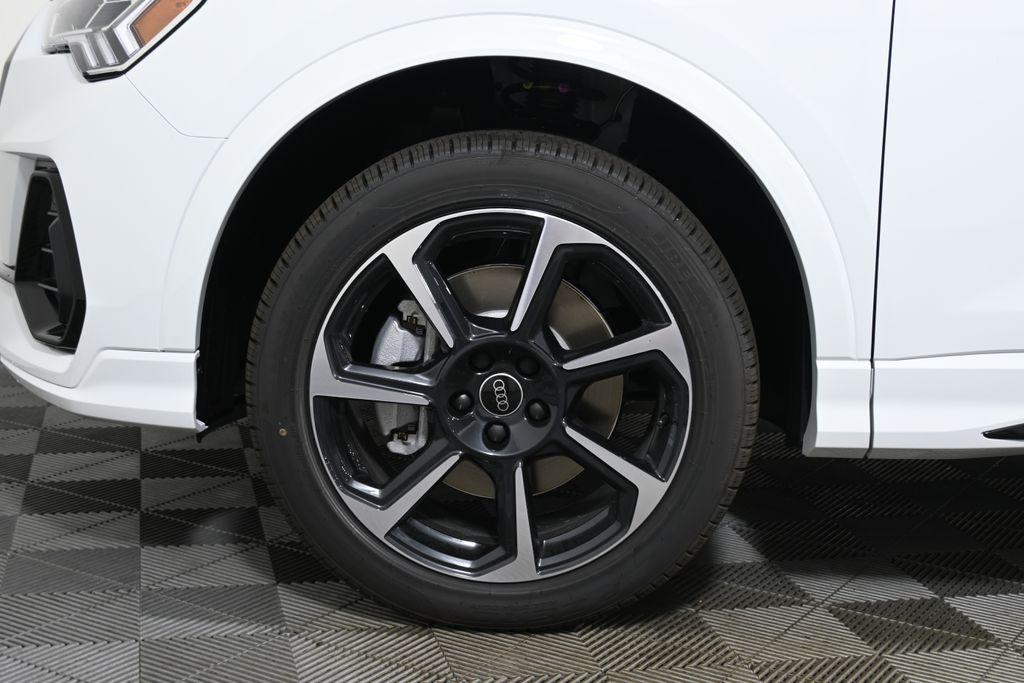 new 2025 Audi Q3 car, priced at $47,240
