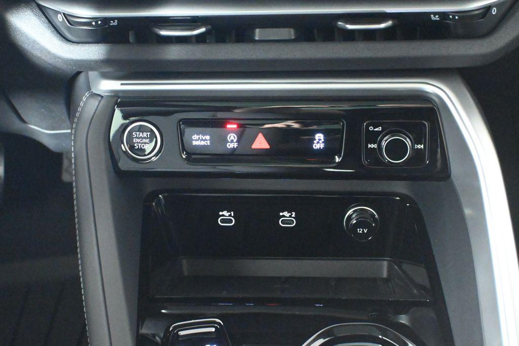 new 2025 Audi Q5 car, priced at $59,910