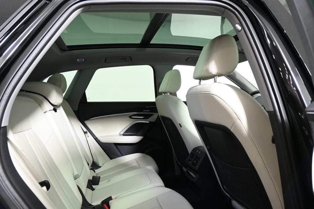 new 2025 Audi Q5 car, priced at $60,990