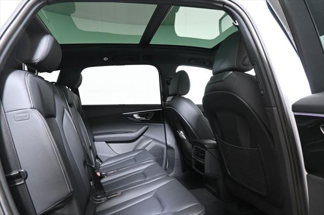 new 2025 Audi Q7 car, priced at $76,480