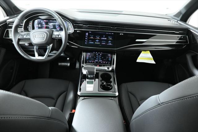 new 2025 Audi Q7 car, priced at $76,480