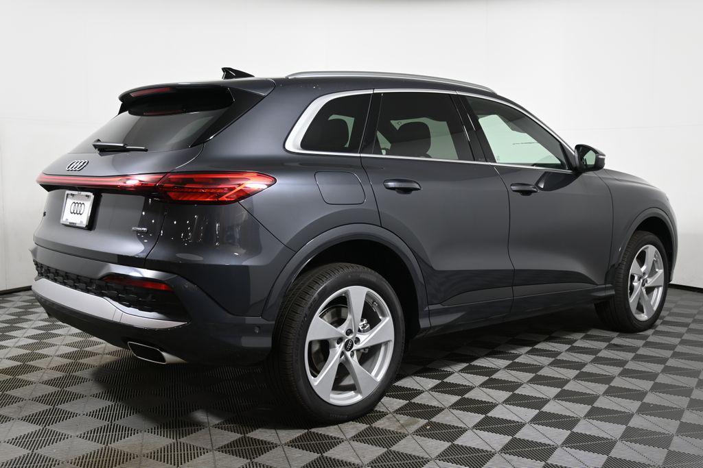 new 2025 Audi Q5 car, priced at $60,480