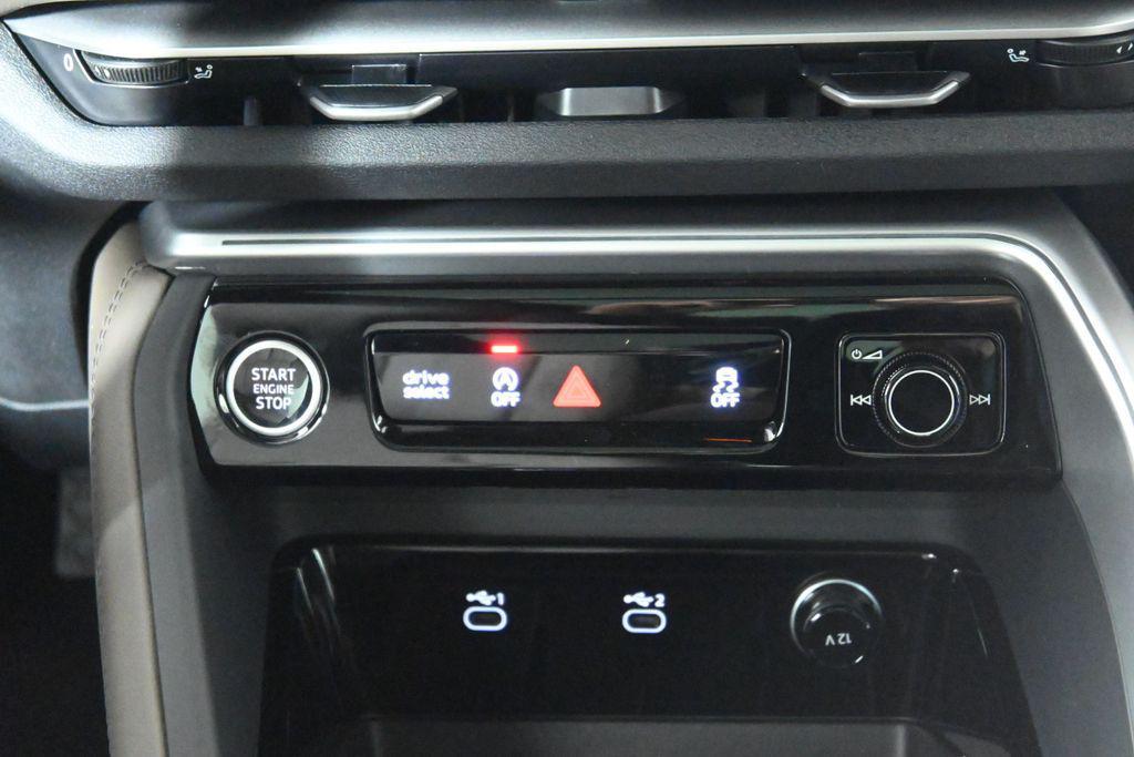 new 2025 Audi Q5 car, priced at $60,480