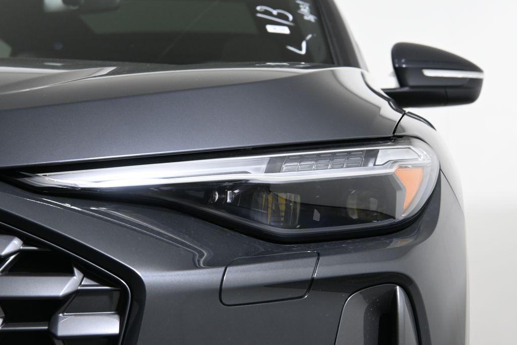 new 2025 Audi Q5 car, priced at $60,480