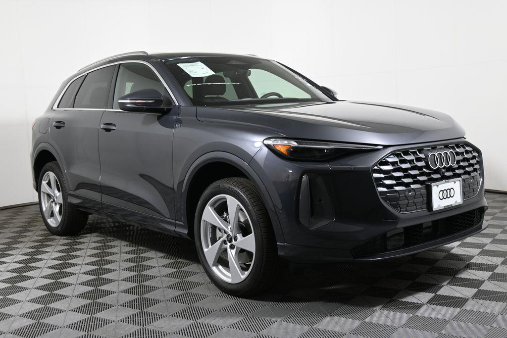 new 2025 Audi Q5 car, priced at $60,480