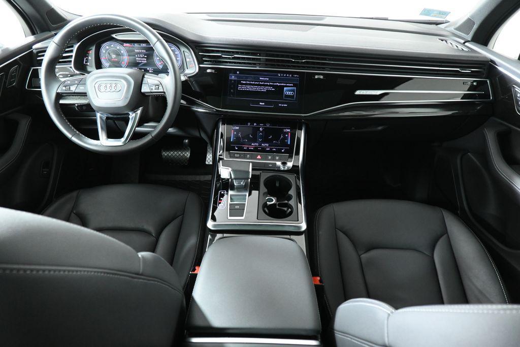 used 2025 Audi Q7 car, priced at $56,400