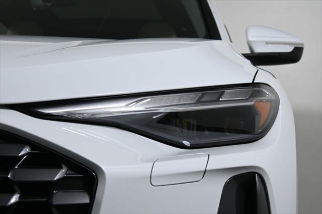 new 2025 Audi Q5 car, priced at $58,100