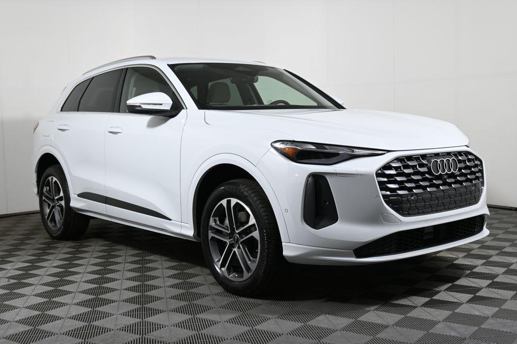 new 2025 Audi Q5 car, priced at $58,100