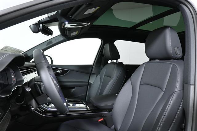 new 2025 Audi Q7 car, priced at $77,805