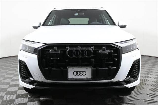 new 2025 Audi Q7 car, priced at $77,880