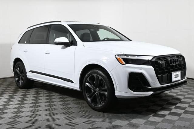 new 2025 Audi Q7 car, priced at $77,880